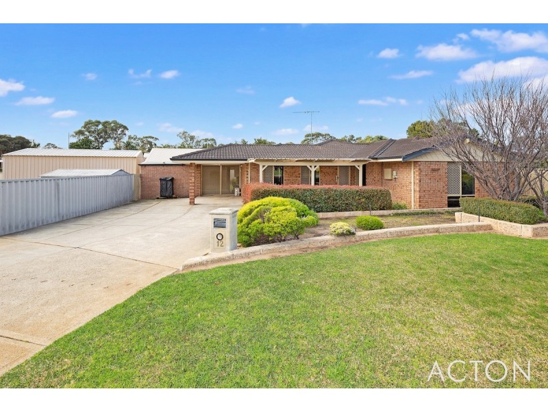 12 Gleneagles Place, Halls Head WA 6210