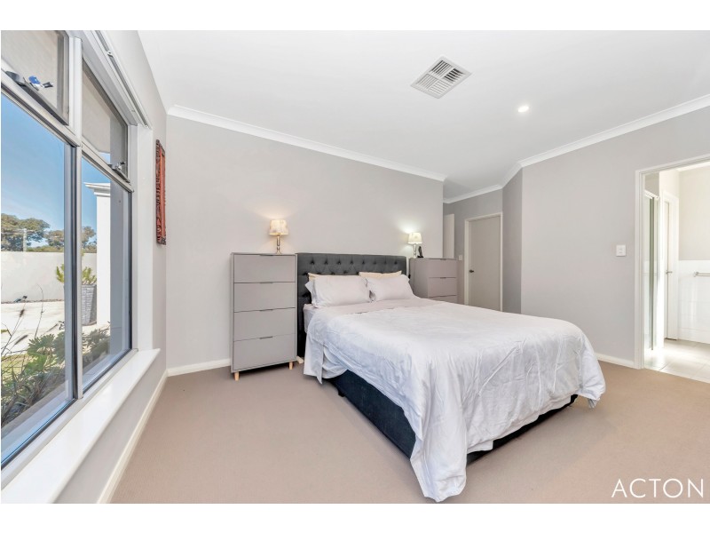 6 Wanjeep Street, Dudley Park WA 6210