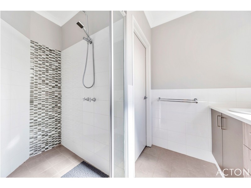 6 Wanjeep Street, Dudley Park WA 6210