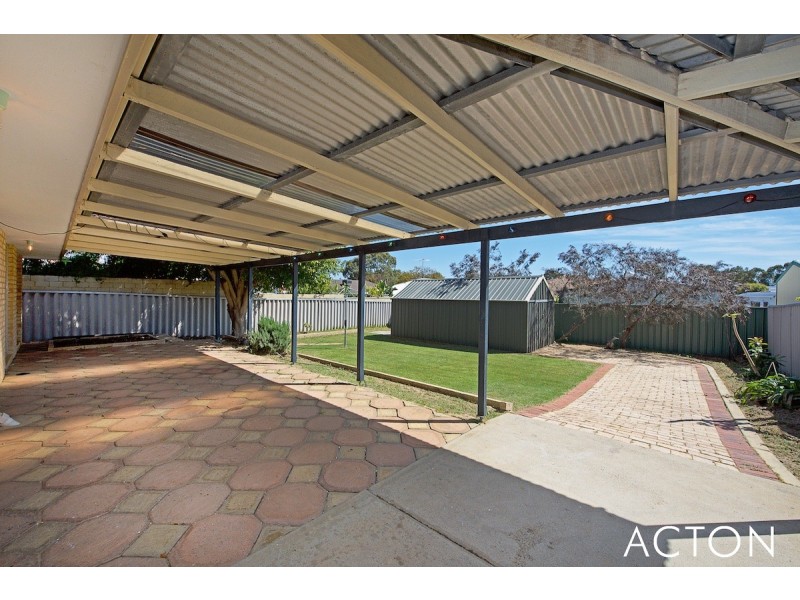 6 La Grange Place, Meadow Springs WA 6210