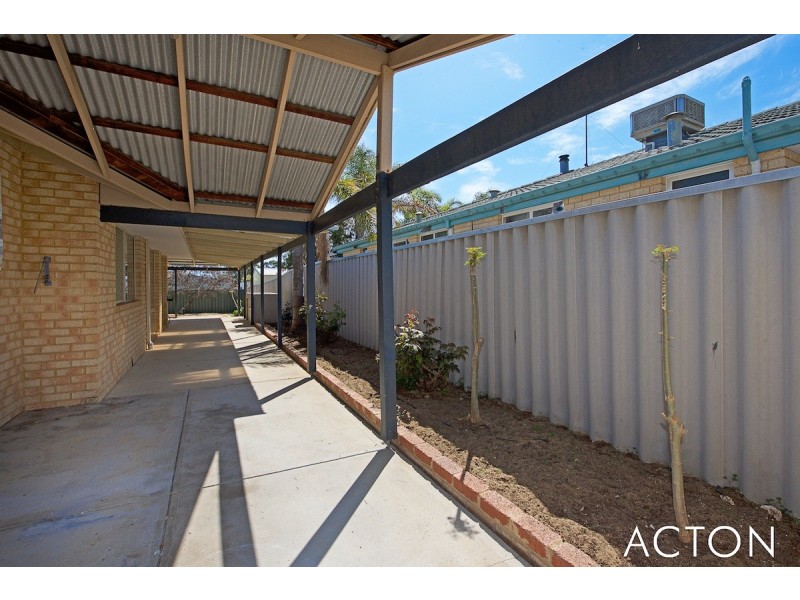 6 La Grange Place, Meadow Springs WA 6210