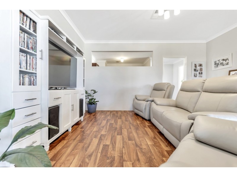 67 Albany Drive, Dawesville WA 6211