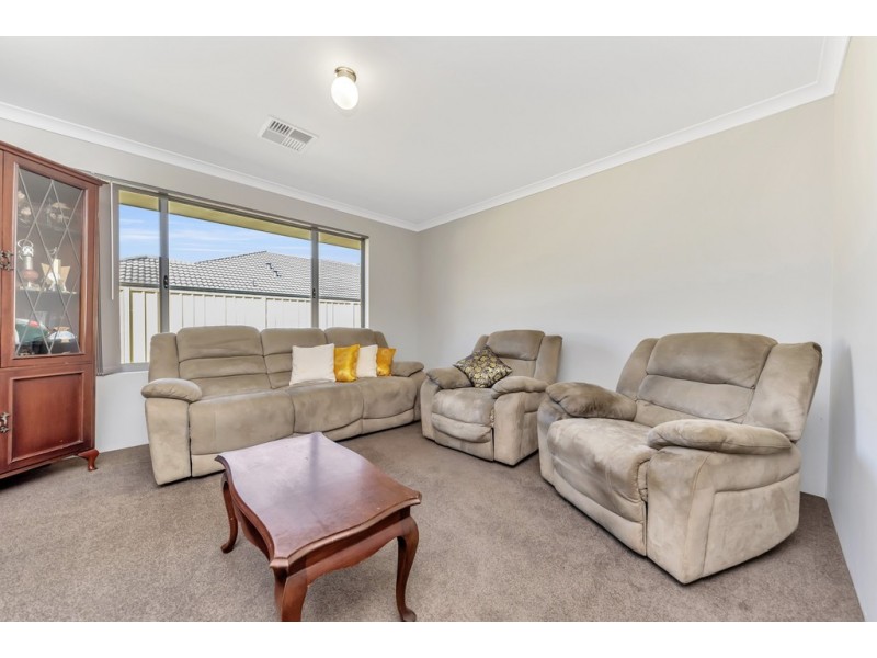 67 Albany Drive, Dawesville WA 6211