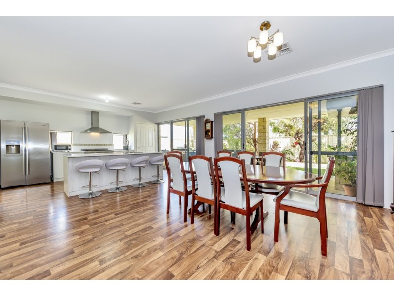 67 Albany Drive, Dawesville WA 6211