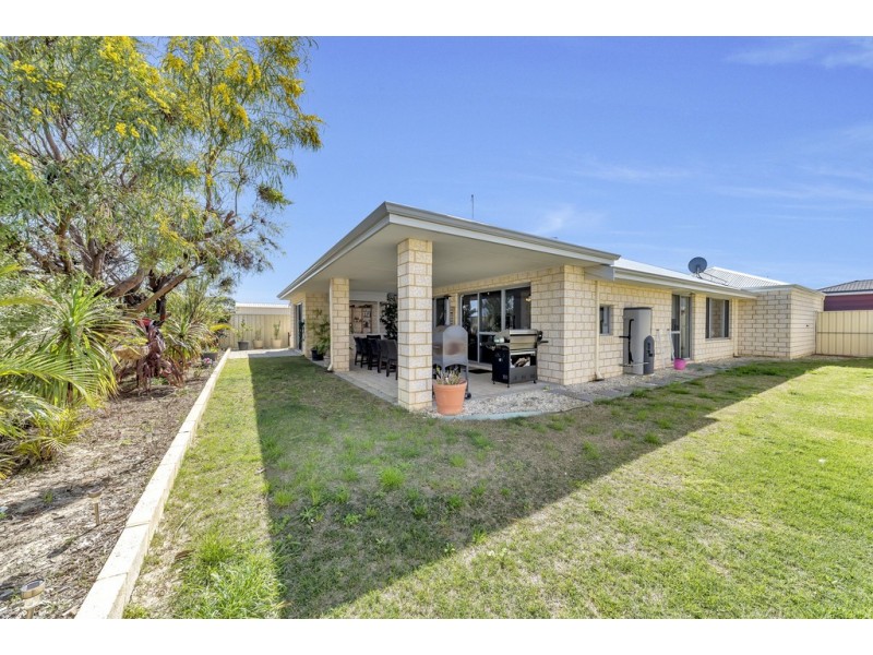 67 Albany Drive, Dawesville WA 6211