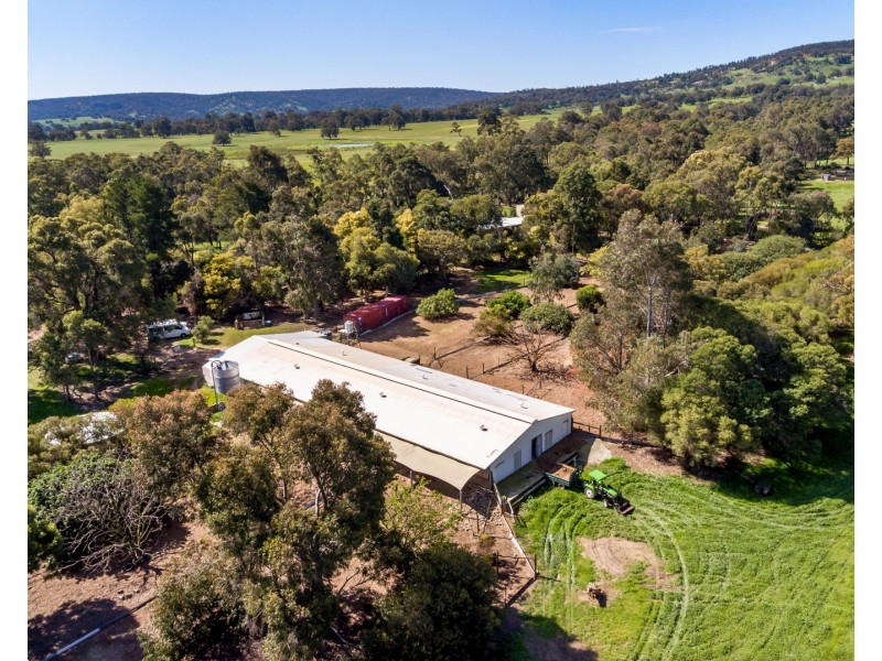 305 Burnside Road, Meelon WA 6208