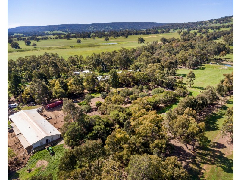 305 Burnside Road, Meelon WA 6208