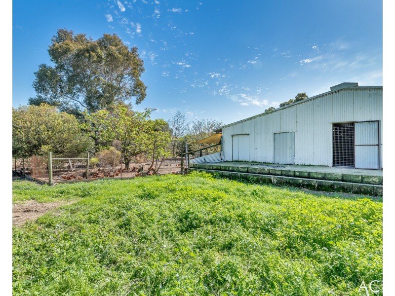 305 Burnside Road, Meelon WA 6208