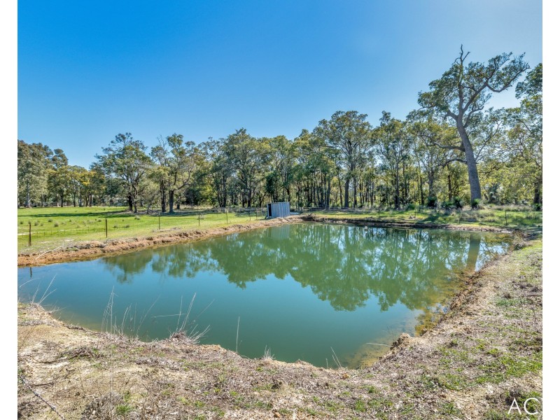 305 Burnside Road, Meelon WA 6208