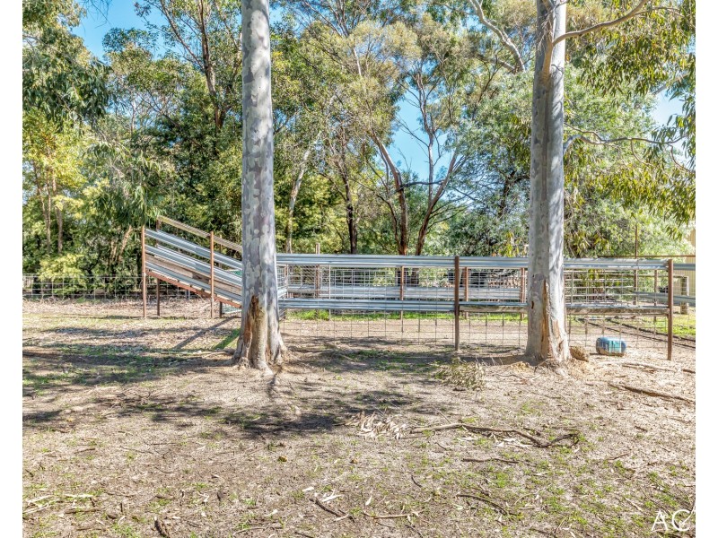 305 Burnside Road, Meelon WA 6208