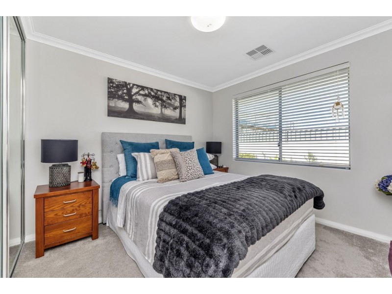 56 Richview Ramble, Wannanup WA 6210