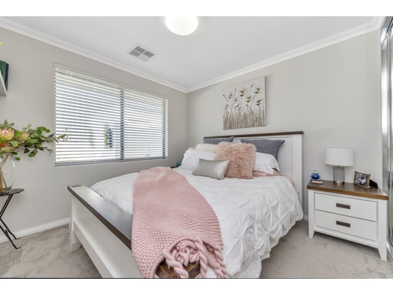 56 Richview Ramble, Wannanup WA 6210