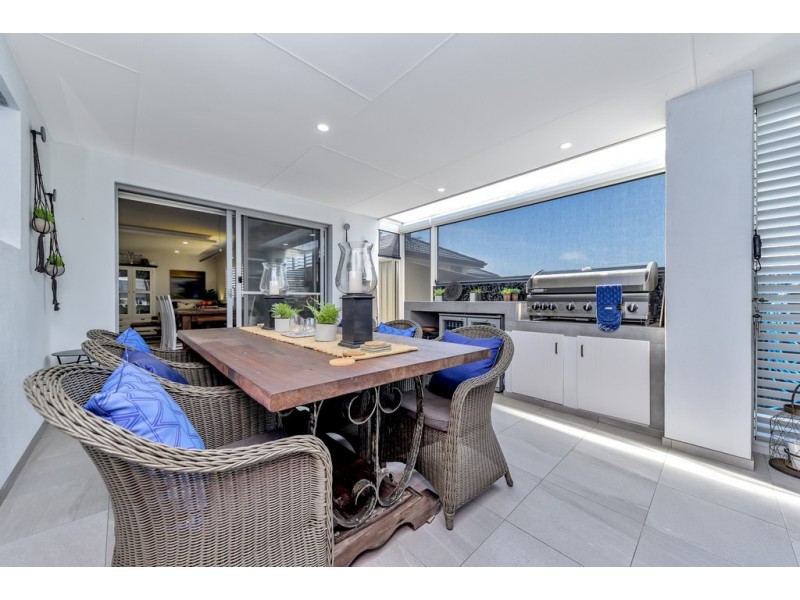 56 Richview Ramble, Wannanup WA 6210