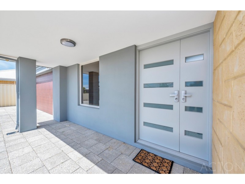 5 Seaview Drive, Singleton WA 6175