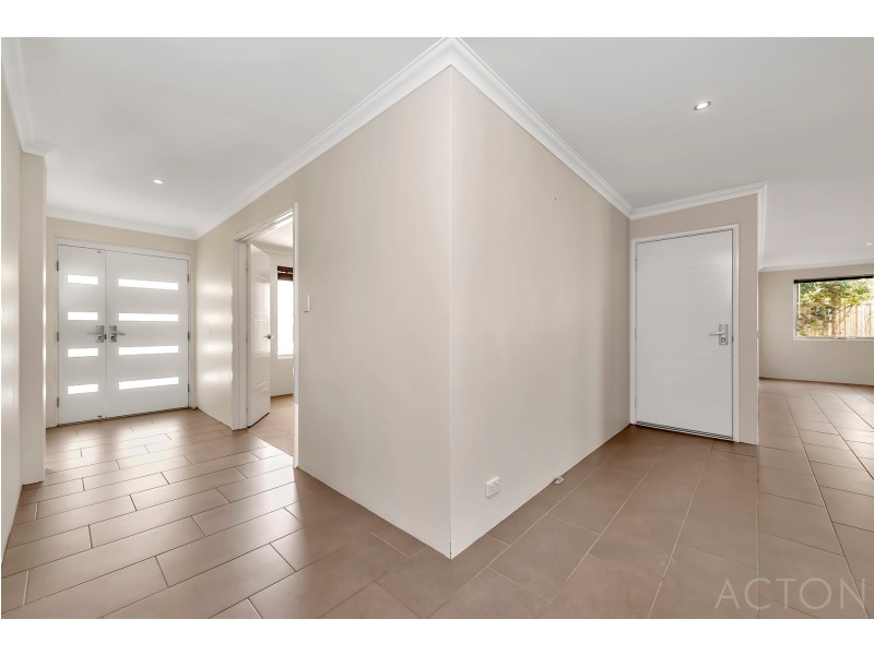 5 Seaview Drive, Singleton WA 6175