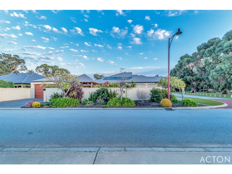 1 Anniston Loop, Meadow Springs WA 6210