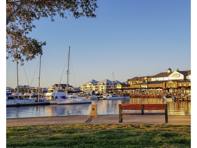 1/42 Ormsby Terrace, Mandurah WA 6210