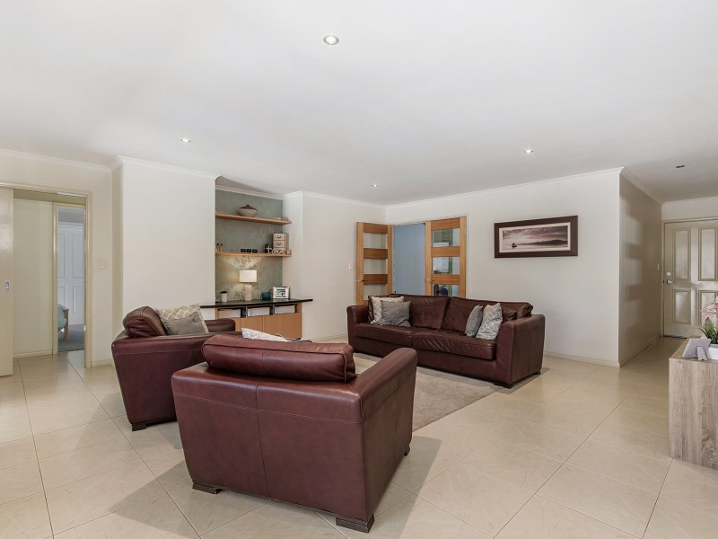 27 Cervantes Drive, Erskine WA 6210