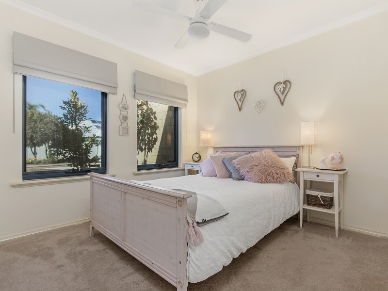 27 Cervantes Drive, Erskine WA 6210