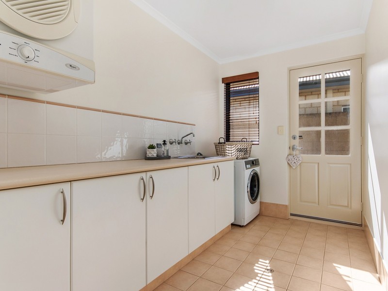 27 Cervantes Drive, Erskine WA 6210