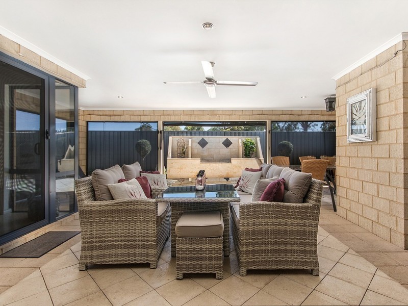 27 Cervantes Drive, Erskine WA 6210