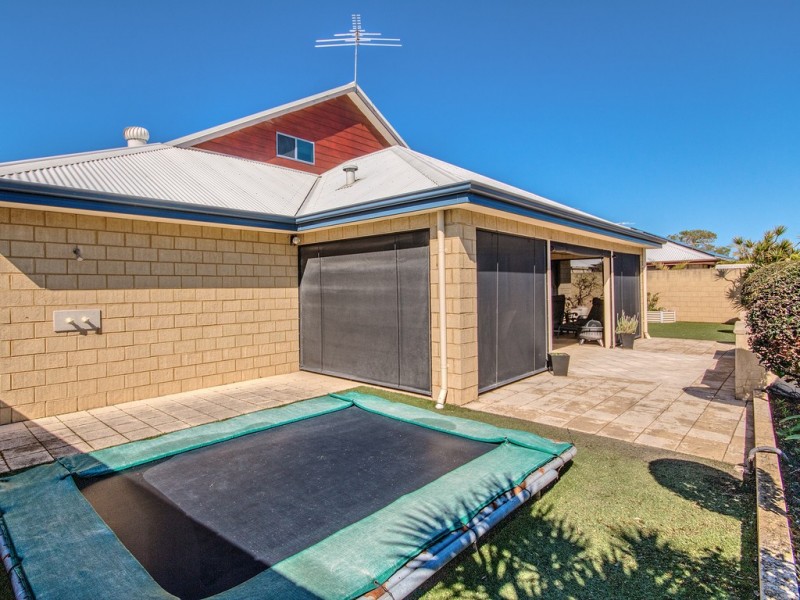 27 Cervantes Drive, Erskine WA 6210