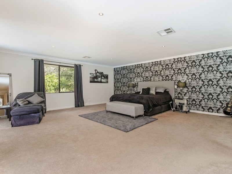 7 Nutbush Avenue, Falcon WA 6210