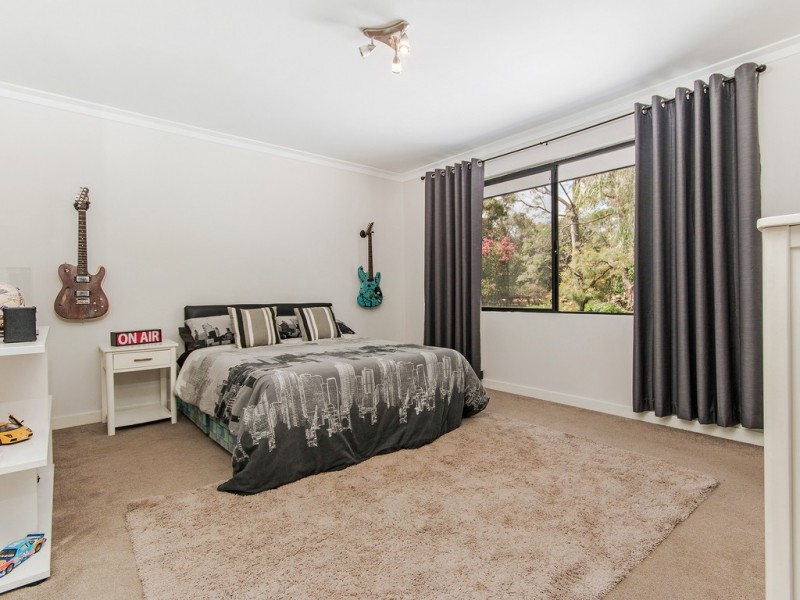 7 Nutbush Avenue, Falcon WA 6210