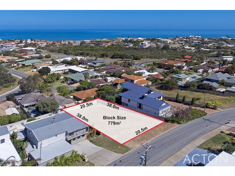 6 Marsh Place, Halls Head WA 6210