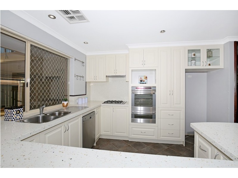 2 Olympus Rise, Greenfields WA 6210