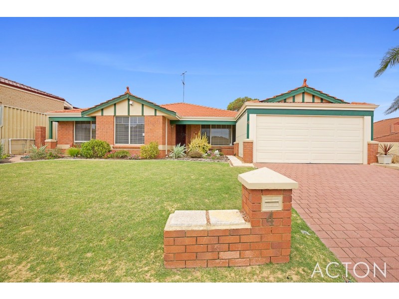4 Berrigan Row, Halls Head WA 6210