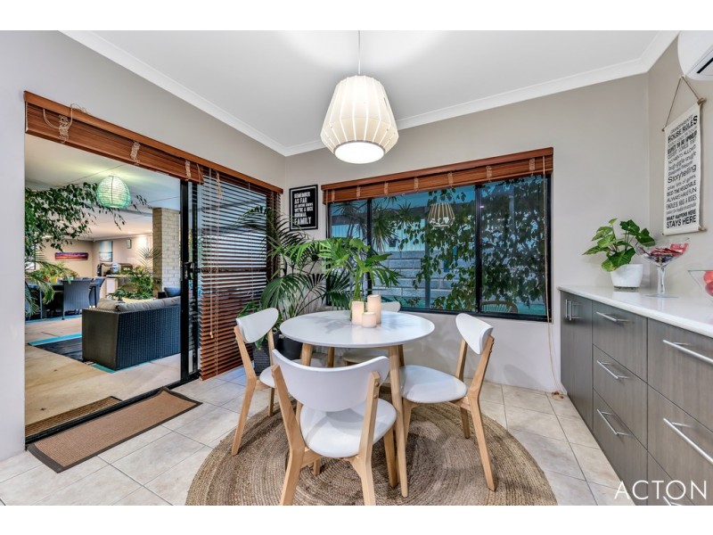 8 Kondinin Way, Dawesville WA 6211
