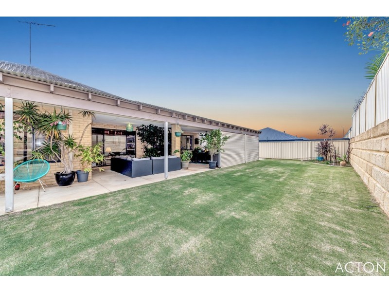 8 Kondinin Way, Dawesville WA 6211