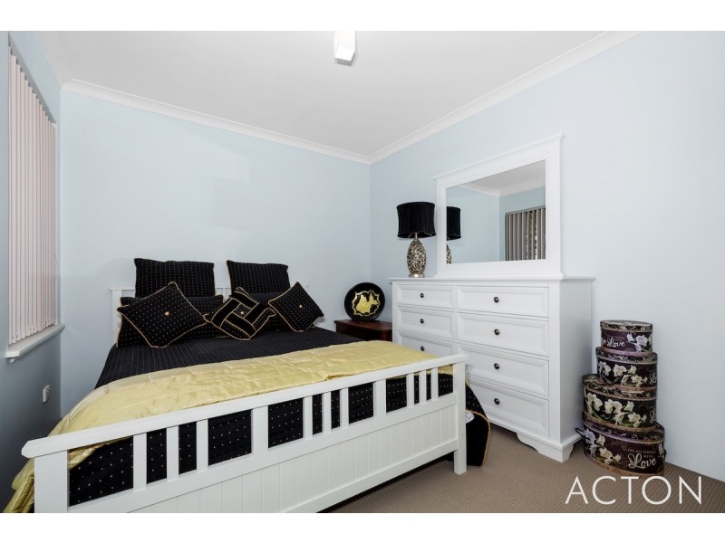 17/1 Waterside Drive, Dudley Park WA 6210