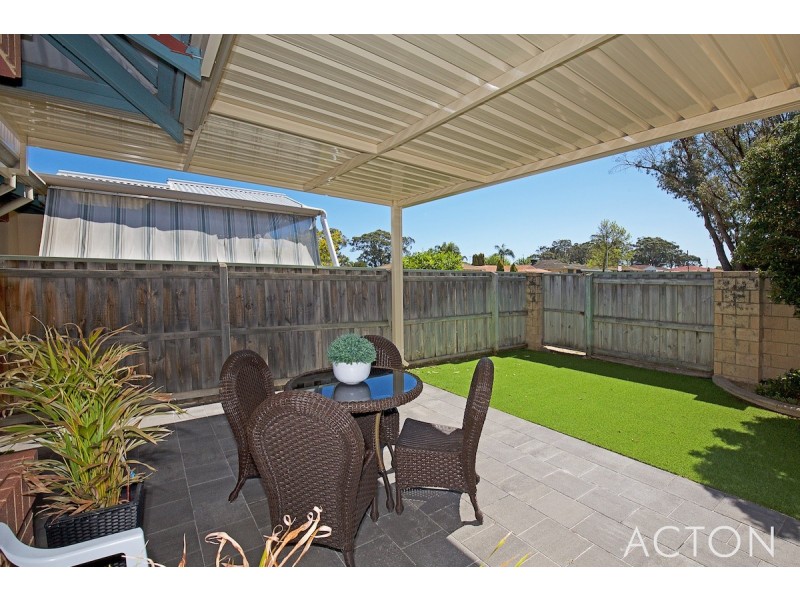 17/1 Waterside Drive, Dudley Park WA 6210