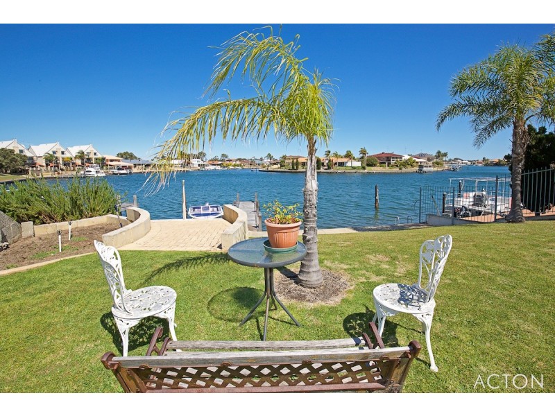 17/1 Waterside Drive, Dudley Park WA 6210