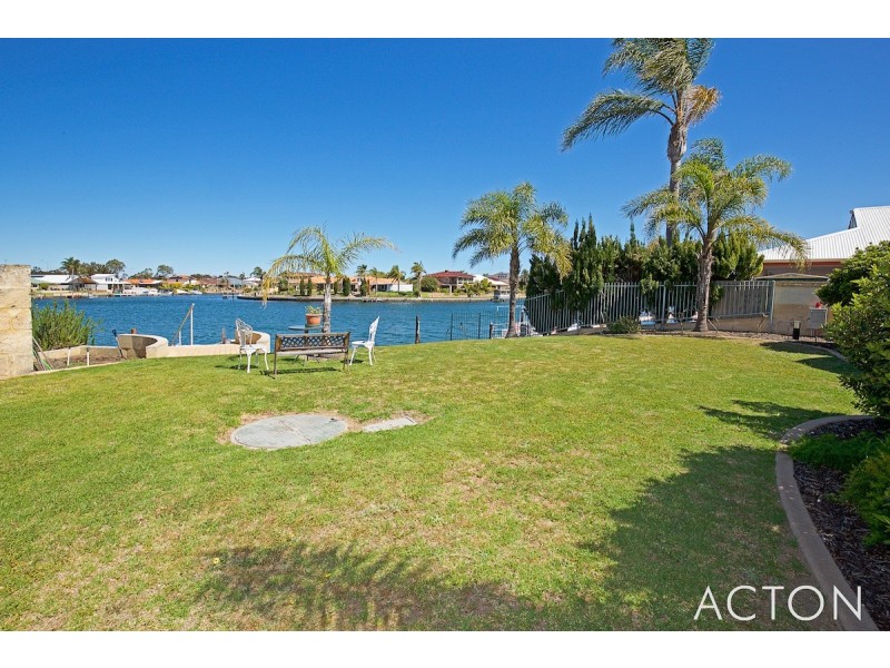 17/1 Waterside Drive, Dudley Park WA 6210