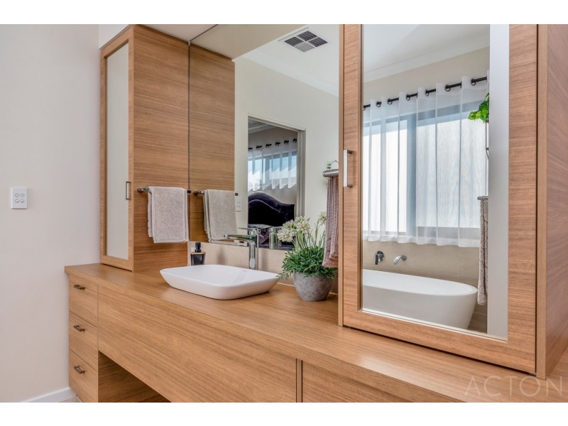 63 Whistler Drive, Erskine WA 6210