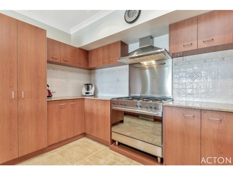 20 Cordia Way, Halls Head WA 6210