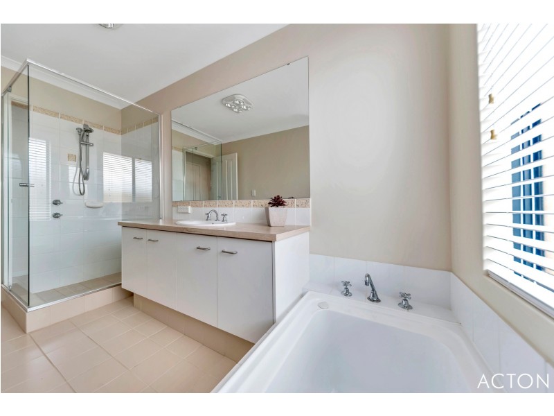 20 Cordia Way, Halls Head WA 6210