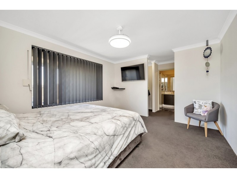 26 Garcia Loop, Lakelands WA 6180