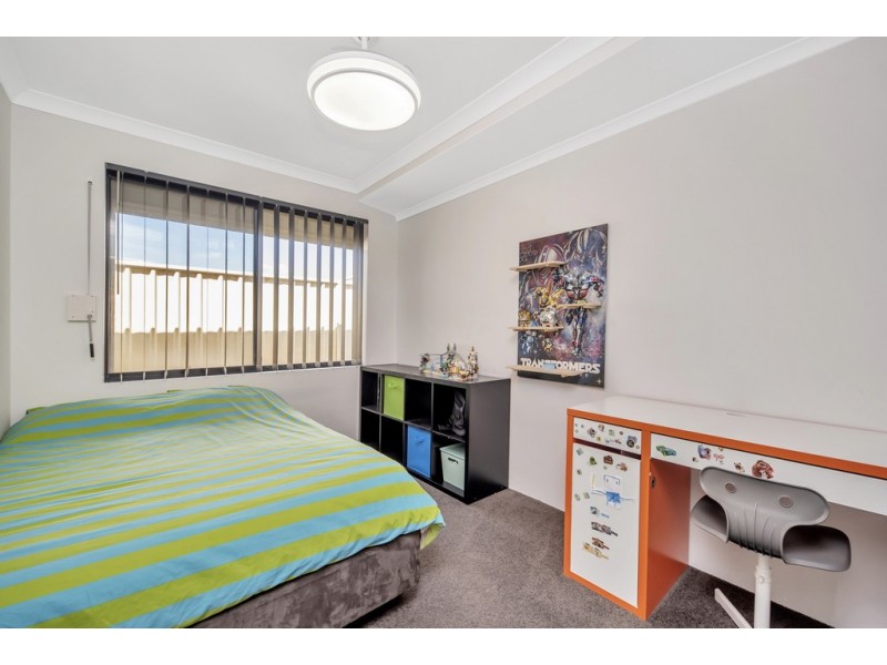 26 Garcia Loop, Lakelands WA 6180