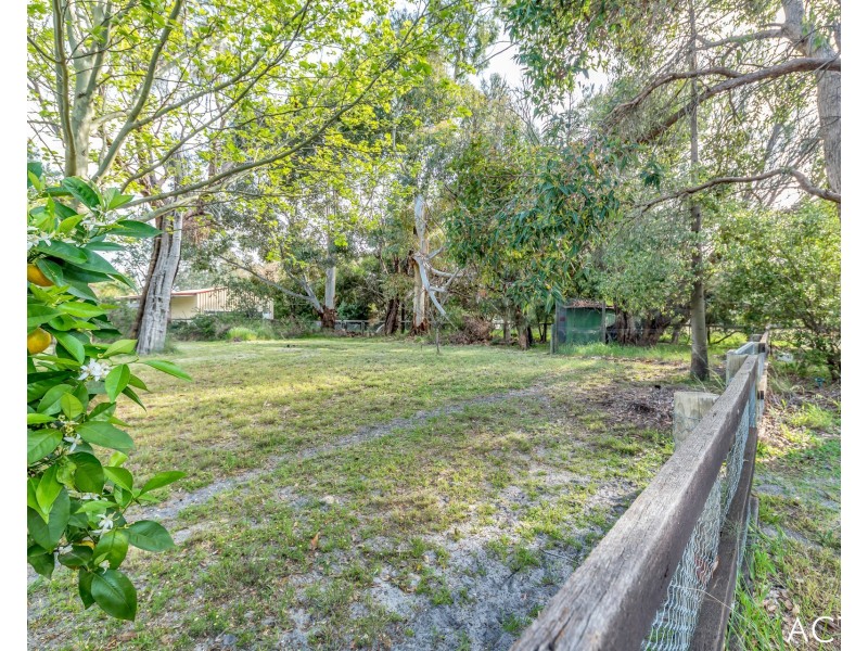 16 Hillview Close, Serpentine WA 6125