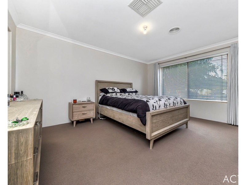 16 Hillview Close, Serpentine WA 6125
