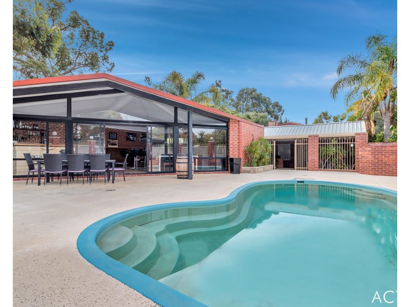 16 Hillview Close, Serpentine WA 6125