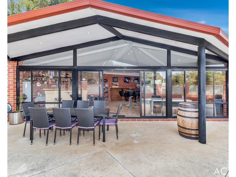 16 Hillview Close, Serpentine WA 6125