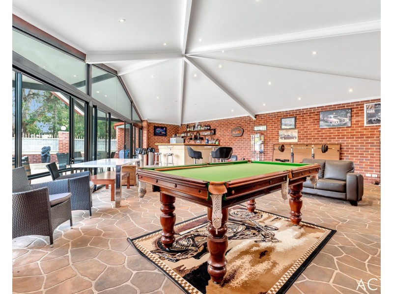 16 Hillview Close, Serpentine WA 6125