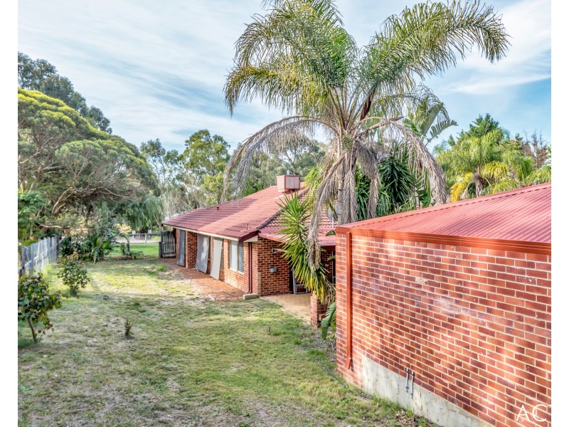 16 Hillview Close, Serpentine WA 6125