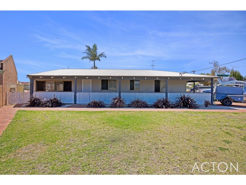 42 Wellya Cresent, South Yunderup WA 6208