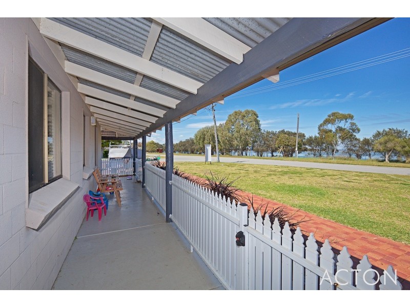 42 Wellya Cresent, South Yunderup WA 6208